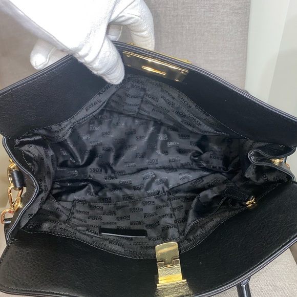 Authentic Michael Kors handbag - Picture 6 of 11